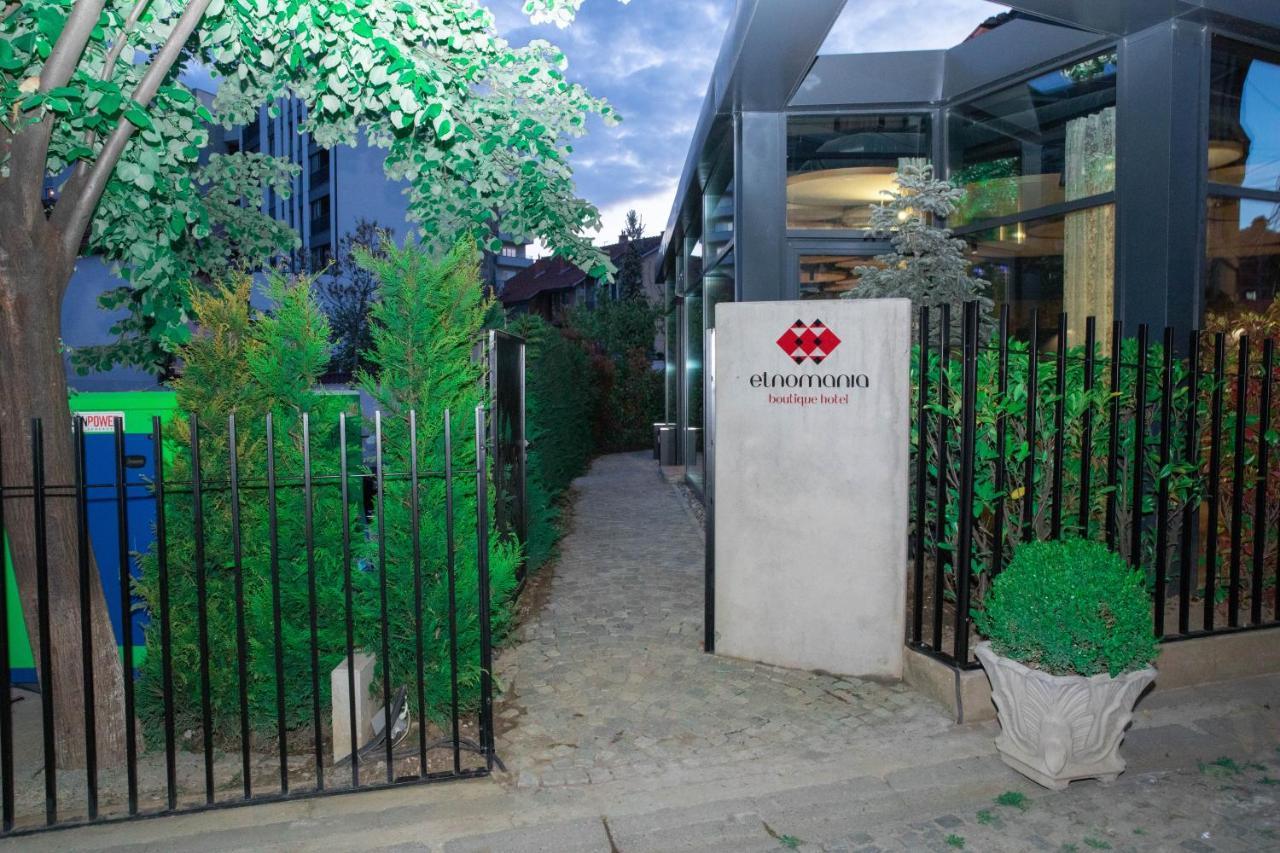 Etnomania Boutique Hotel Pristina Exteriör bild
