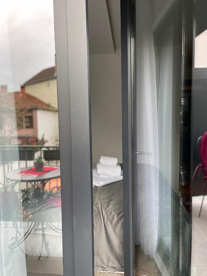 Etnomania Boutique Hotel Pristina Exteriör bild