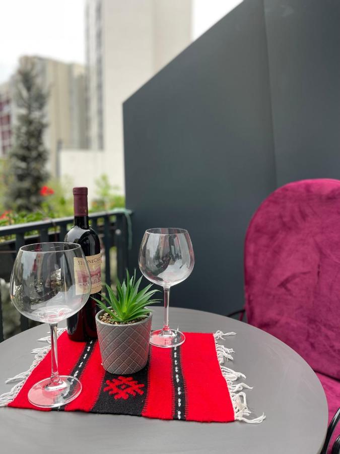 Etnomania Boutique Hotel Pristina Exteriör bild