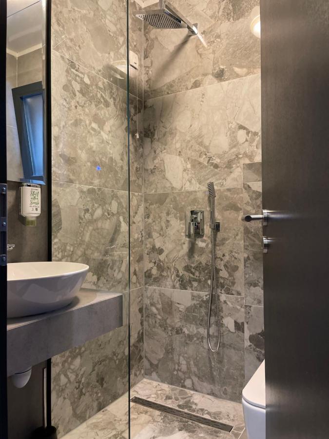 Etnomania Boutique Hotel Pristina Exteriör bild